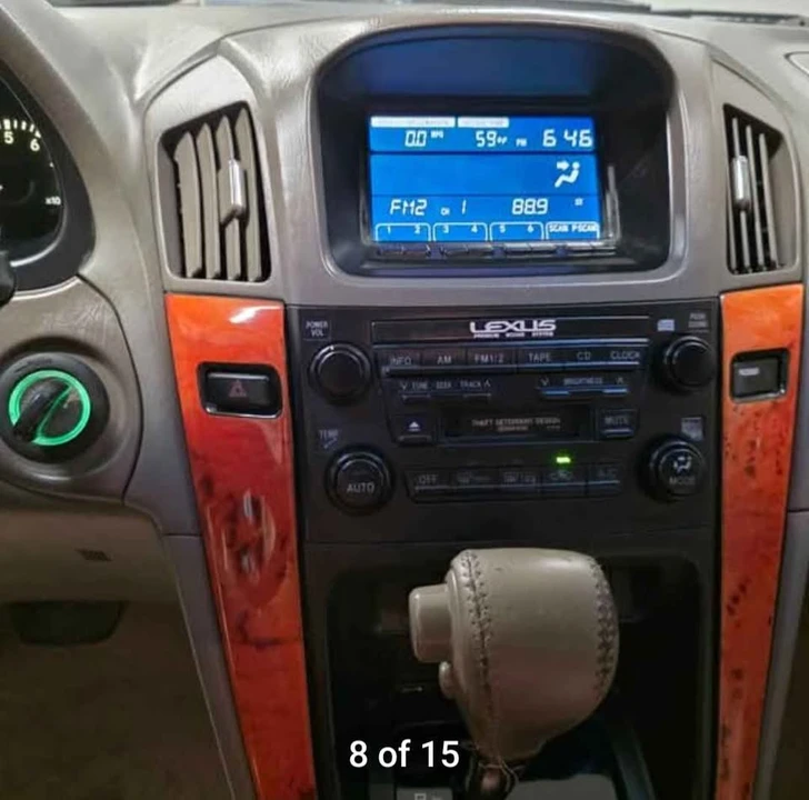 2001 Lexus RX 1st Gen - Image 4 of 8