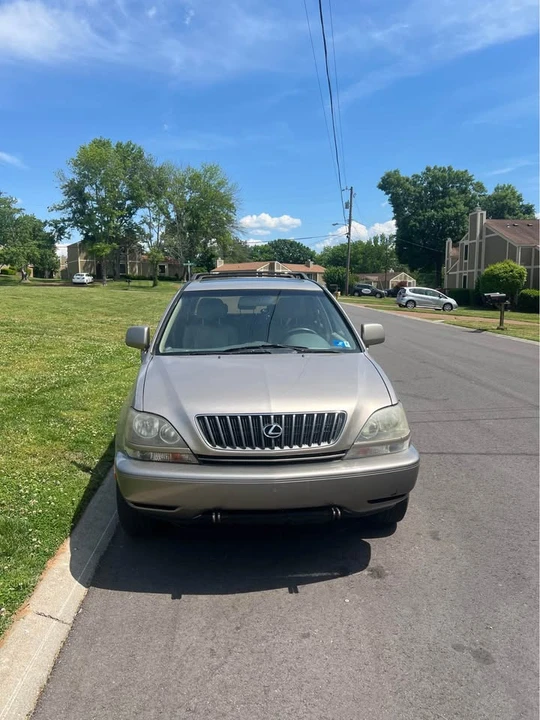 2001 Lexus RX 1st Gen - Image 4 of 7