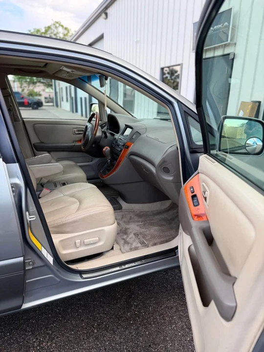 2001 Lexus RX 1st Gen - Image 18 of 20