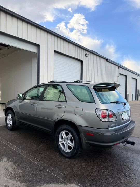 2001 Lexus RX 1st Gen - Image 5 of 20
