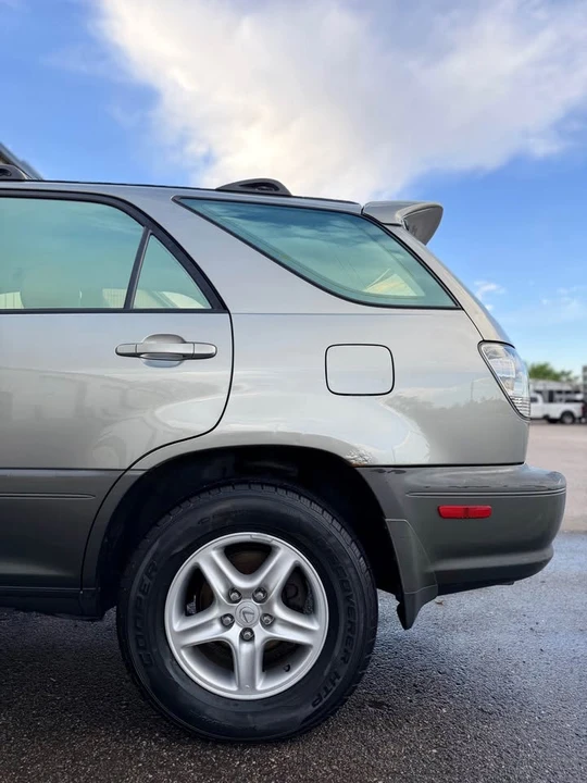 2001 Lexus RX 1st Gen - Image 4 of 20