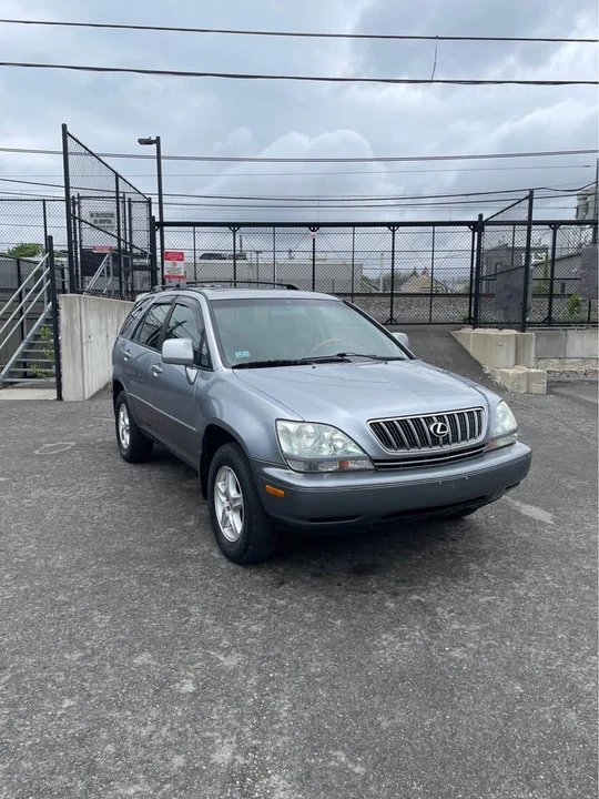 2001 Lexus RX 1st Gen - Image 14 of 15