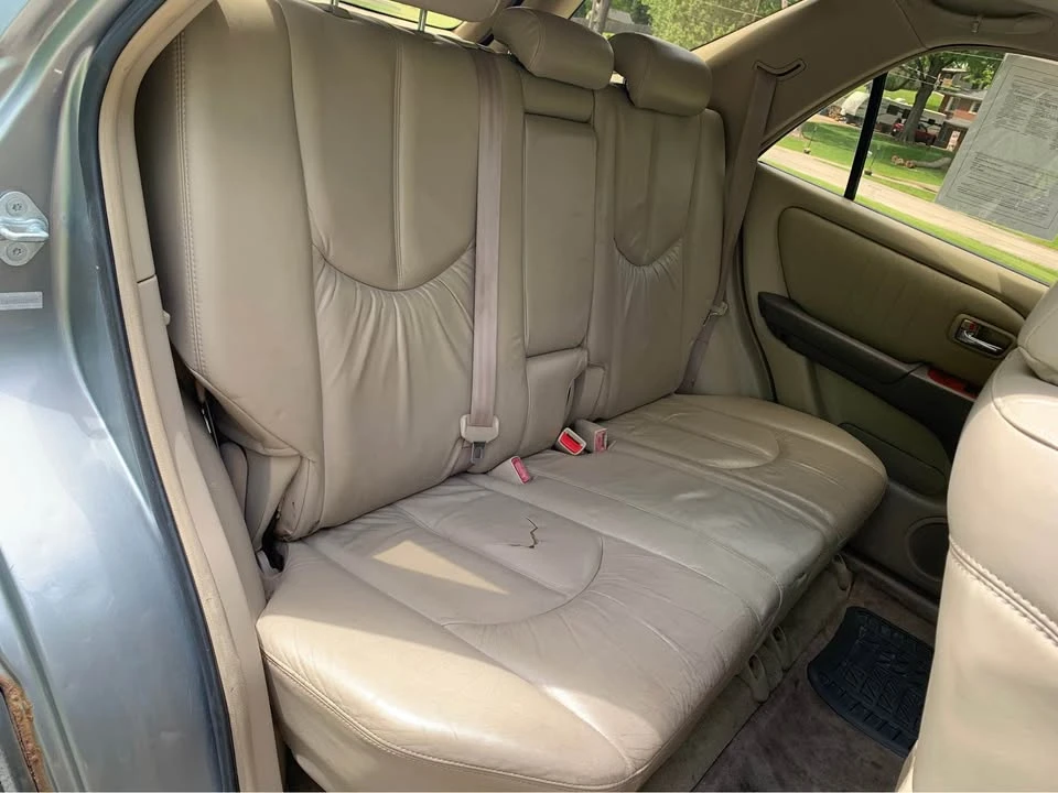2001 Lexus RX 1st Gen - Image 11 of 12