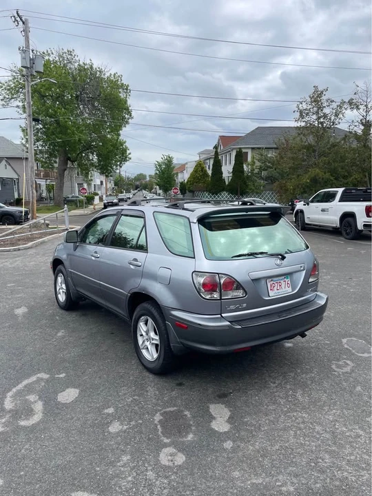 2001 Lexus RX 1st Gen - Image 4 of 15