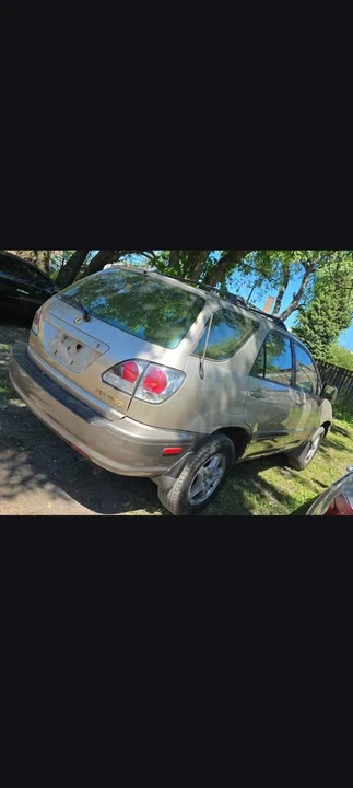 2001 Lexus RX 1st Gen - Image 5 of 6