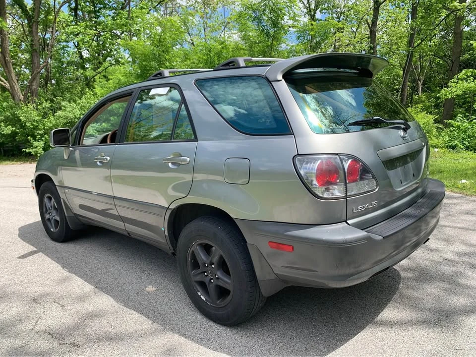 2001 Lexus RX 1st Gen - Image 5 of 12