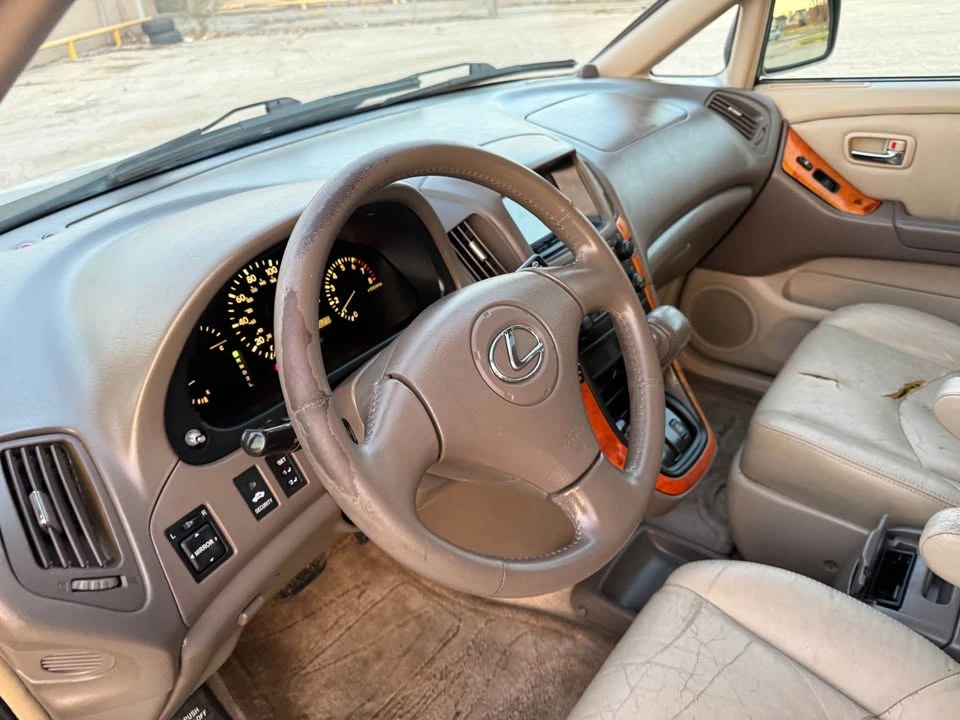 2001 Lexus RX 1st Gen - Image 14 of 14