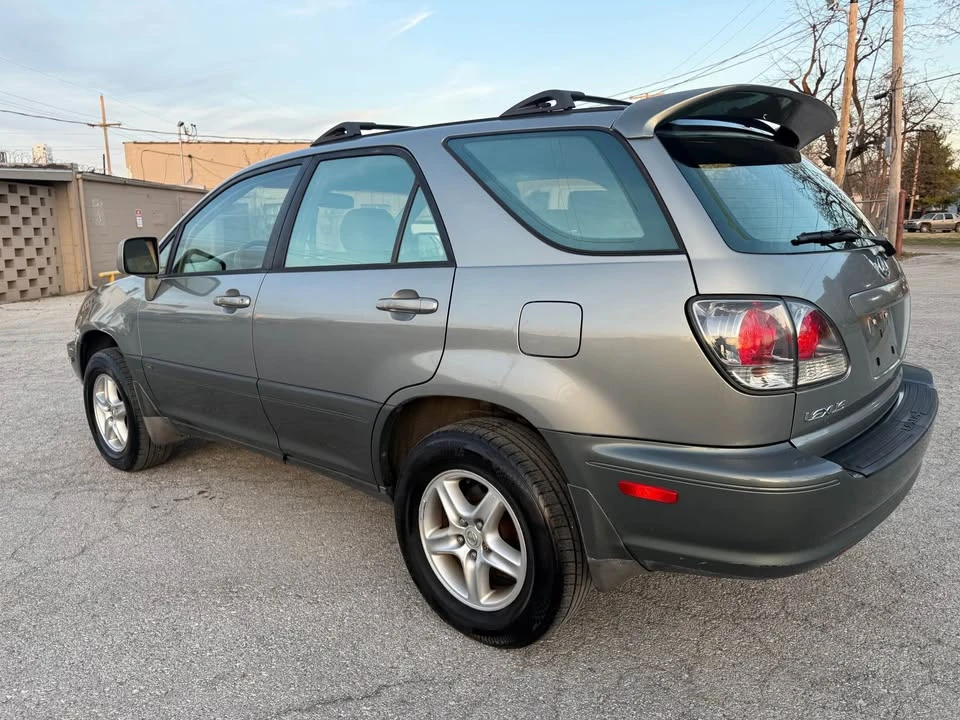 2001 Lexus RX 1st Gen - Image 8 of 14