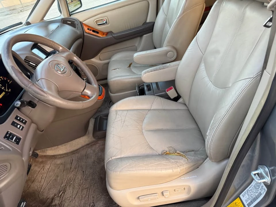 2001 Lexus RX 1st Gen - Image 11 of 14