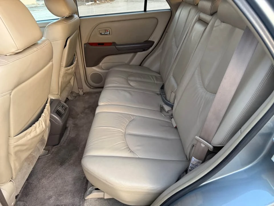 2001 Lexus RX 1st Gen - Image 13 of 14