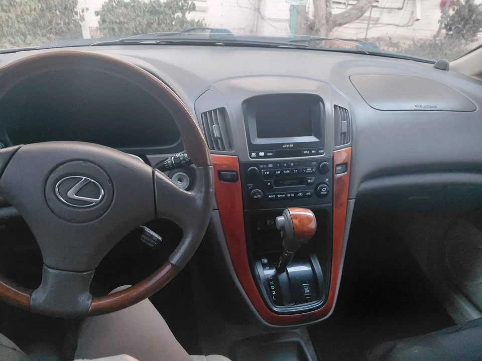 2001 Lexus RX 1st Gen - Image 10 of 10