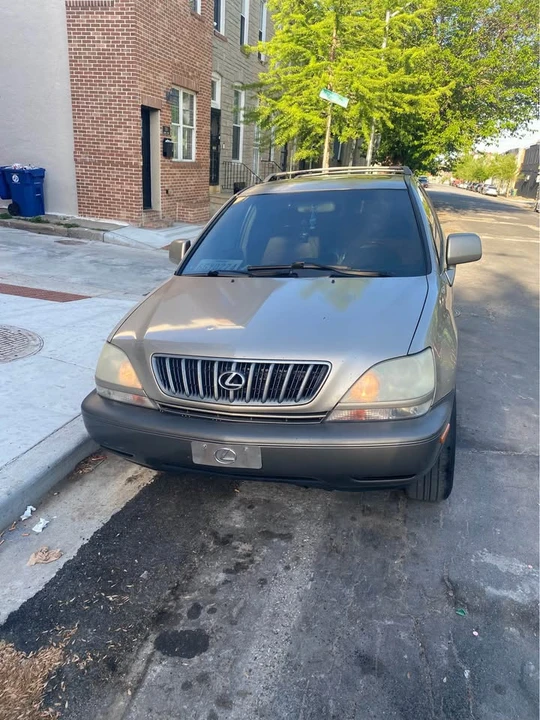 2001 Lexus RX 1st Gen - Image 3 of 12