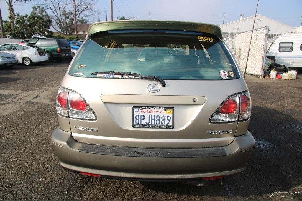 2001 Lexus RX 1st Gen - Image 5 of 21