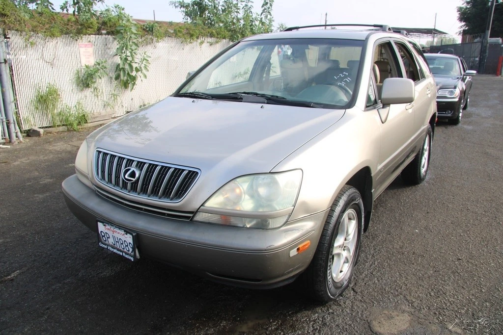 2001 Lexus RX 1st Gen - Image 2 of 21