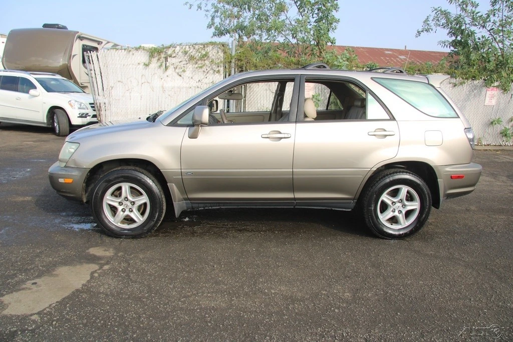 2001 Lexus RX 1st Gen - Image 3 of 21