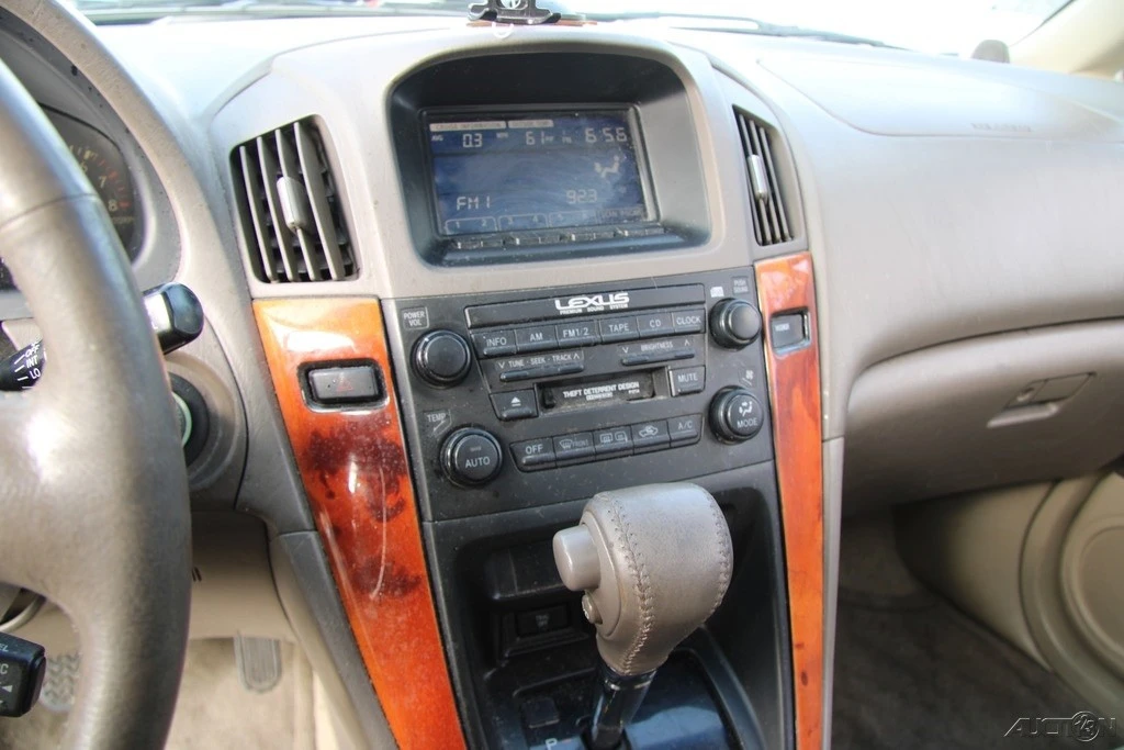 2001 Lexus RX 1st Gen - Image 16 of 21