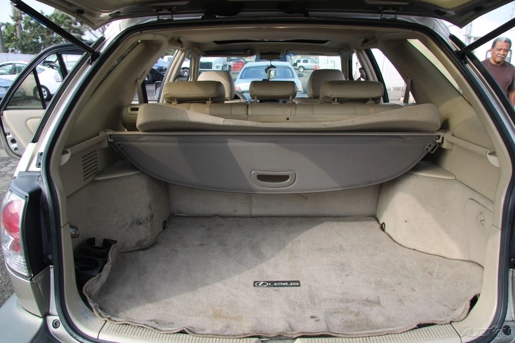 2001 Lexus RX 1st Gen - Image 20 of 21