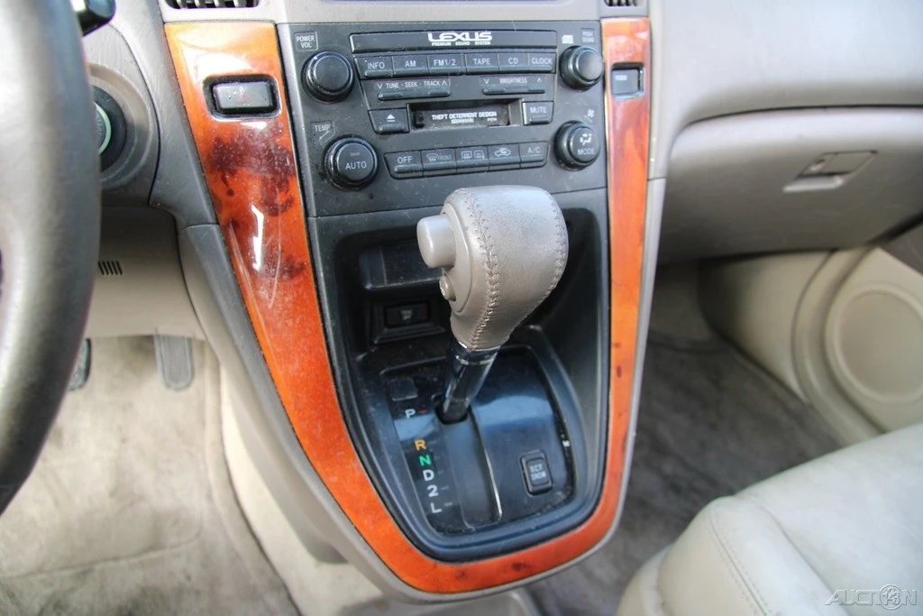 2001 Lexus RX 1st Gen - Image 17 of 21