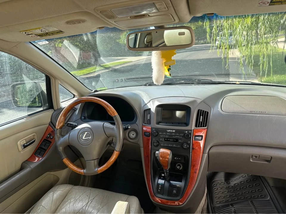2001 Lexus RX 1st Gen - Image 8 of 10