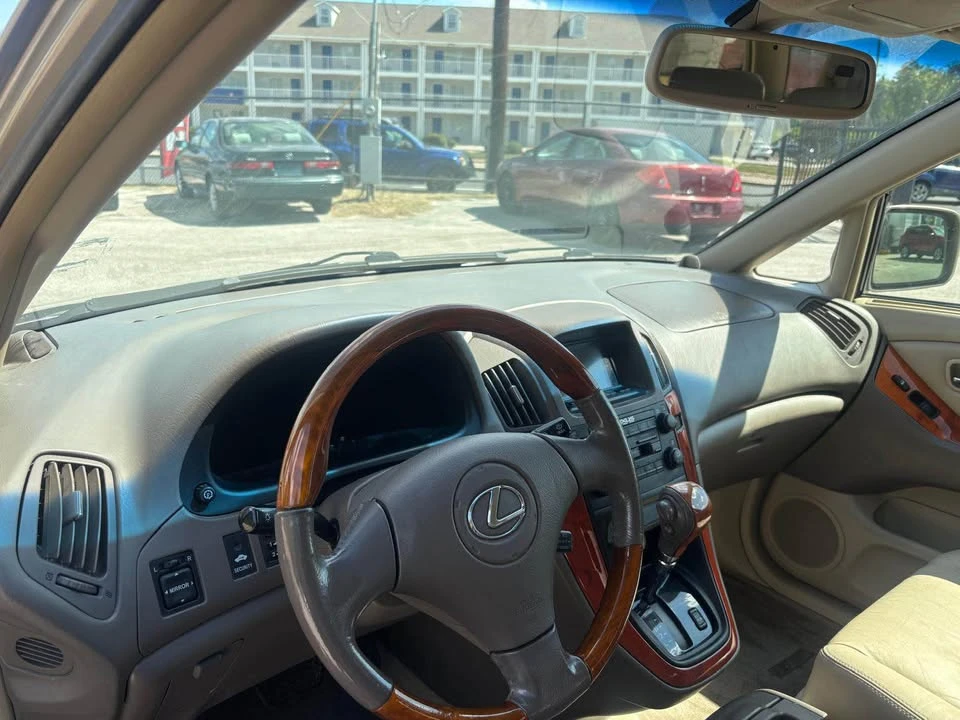 2001 Lexus RX 1st Gen - Image 11 of 14