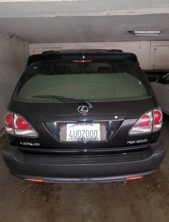 2001 Lexus RX 1st Gen - Image 4 of 6