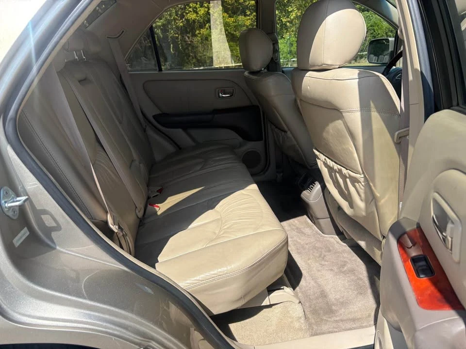 2001 Lexus RX 1st Gen - Image 13 of 14