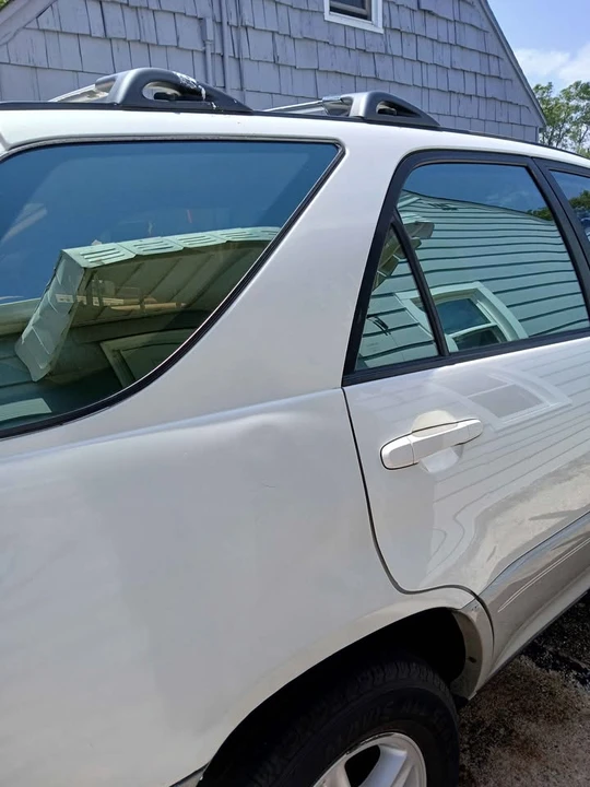 2001 Lexus RX 1st Gen - Image 2 of 2