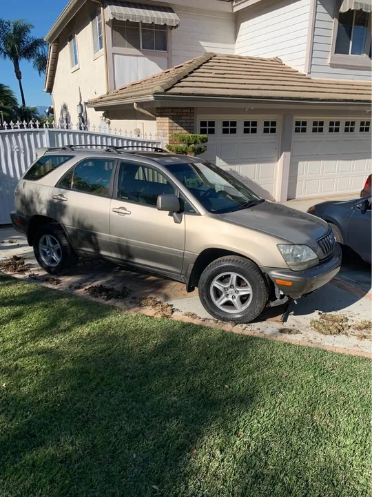 2001 Lexus RX - Image 3 of 20