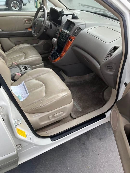2001 Lexus RX 1st Gen - Image 5 of 6