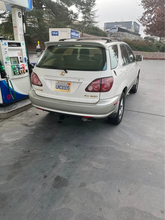 2001 Lexus RX 1st Gen - Image 4 of 6