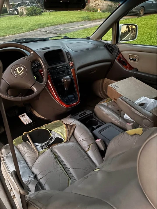 2001 Lexus RX 1st Gen - Image 8 of 8
