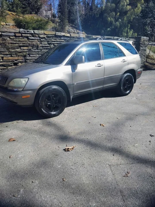2001 Lexus RX 1st Gen - Image 4 of 4