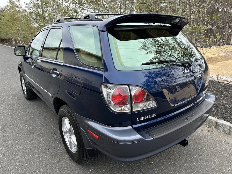 2001 Lexus RX 1st Gen - Image 14 of 31