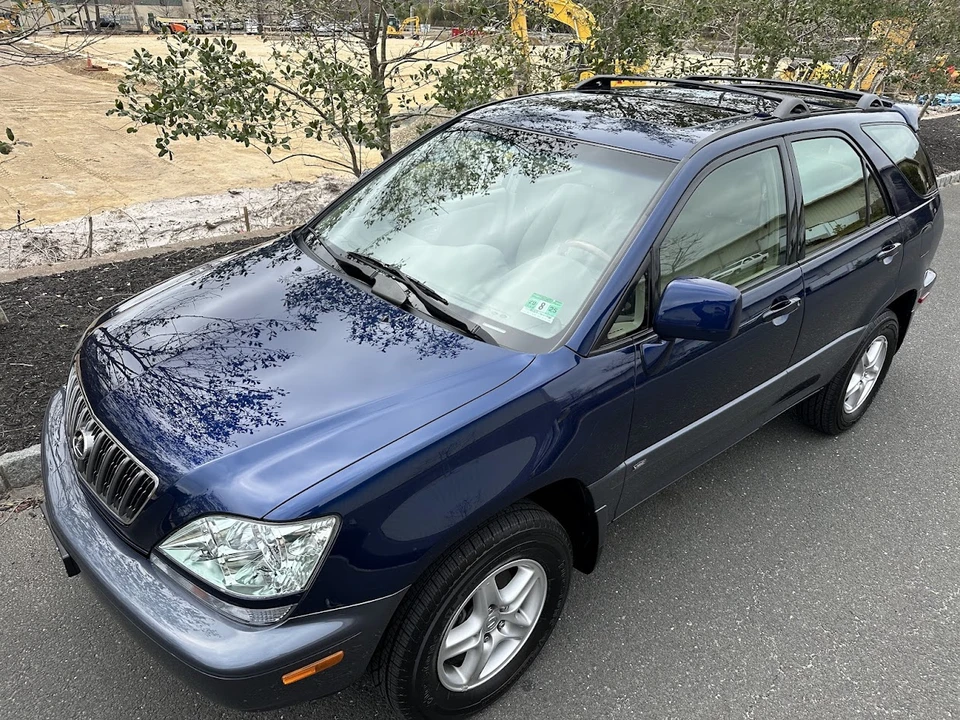 2001 Lexus RX 1st Gen - Image 3 of 31