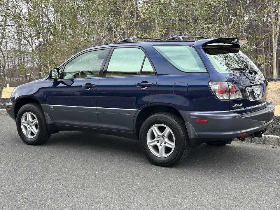2001 Lexus RX 1st Gen - Image 10 of 31