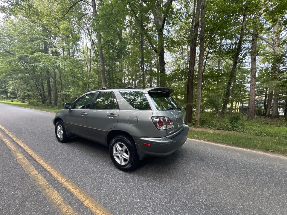 2001 Lexus RX 1st Gen - Image 30 of 31