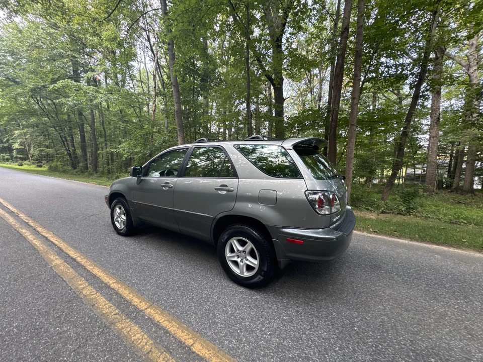 2001 Lexus RX 1st Gen - Image 28 of 31