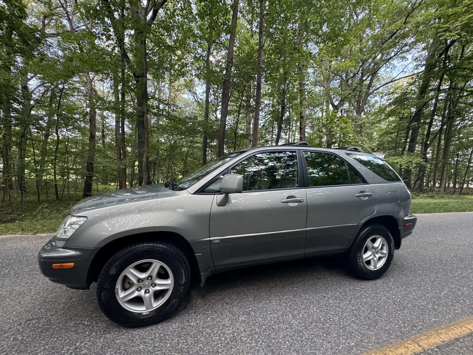 2001 Lexus RX 1st Gen - Image 18 of 31