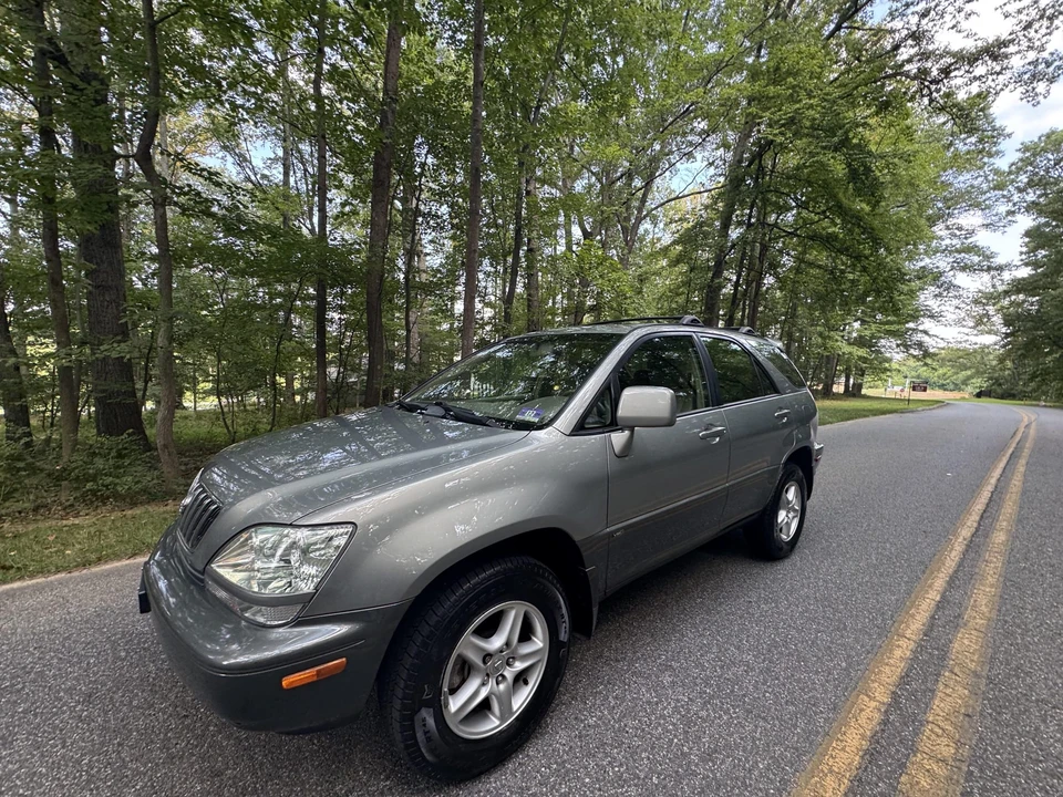2001 Lexus RX 1st Gen - Image 16 of 31