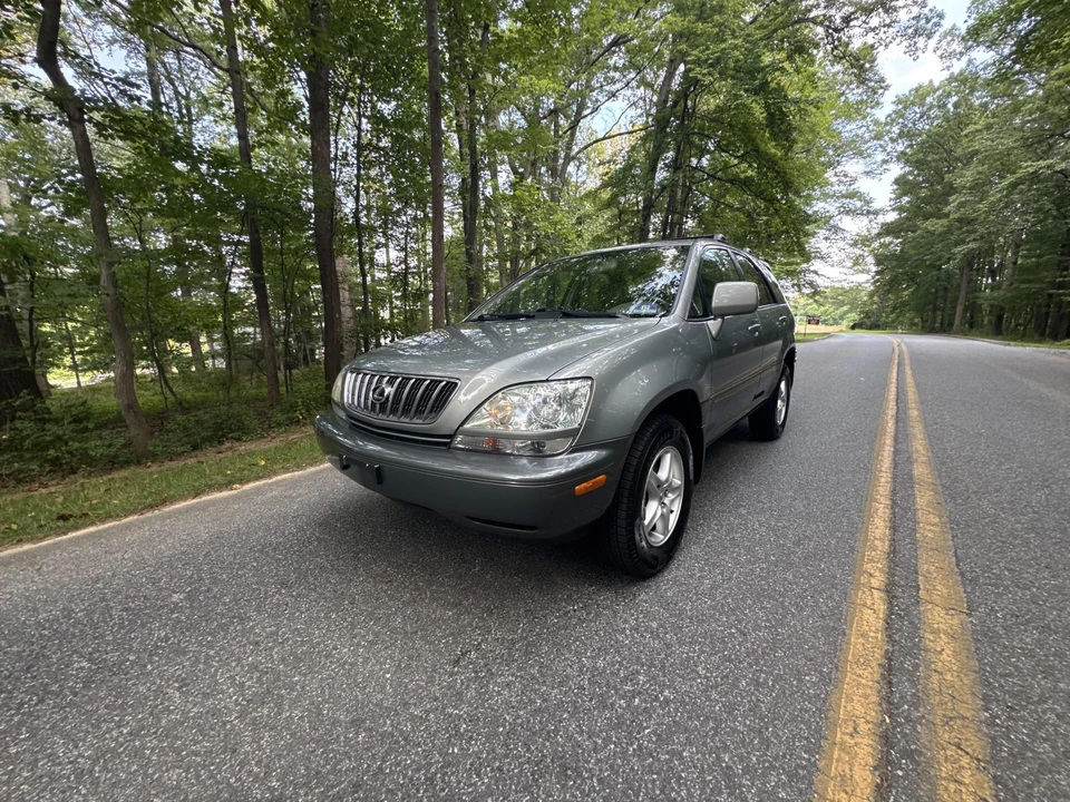 2001 Lexus RX 1st Gen - Image 8 of 31