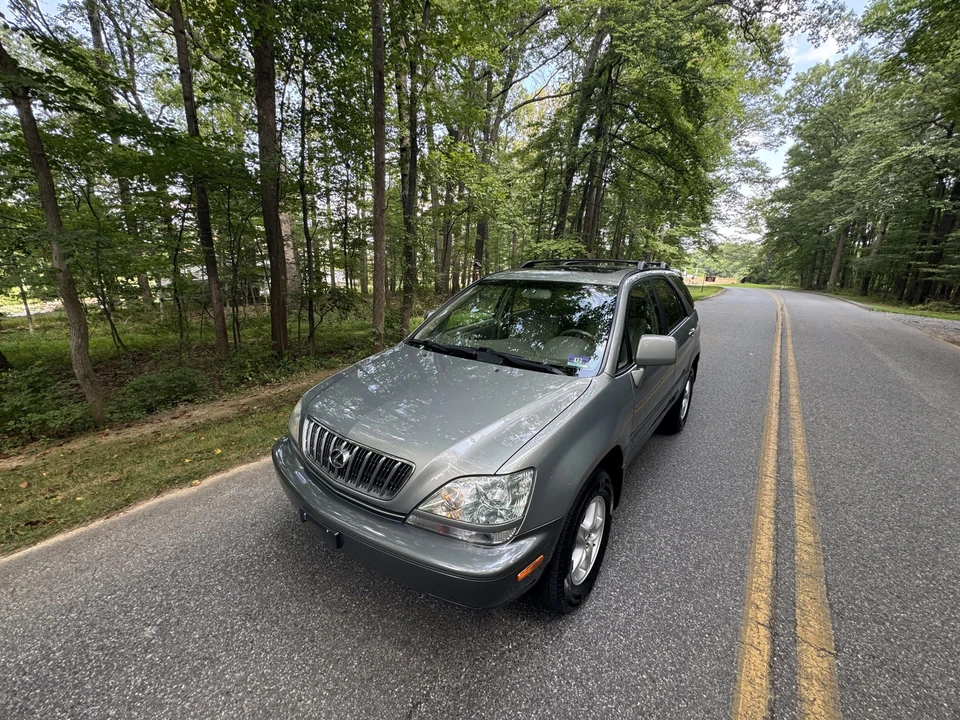 2001 Lexus RX 1st Gen - Image 7 of 31