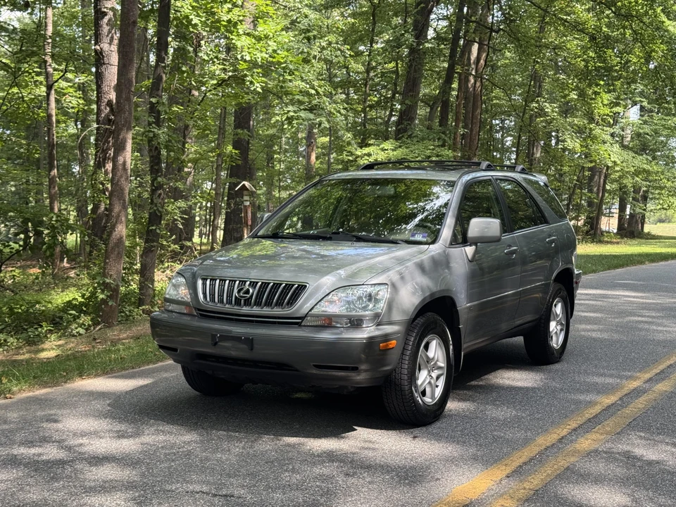 2001 Lexus RX 1st Gen - Image 10 of 31