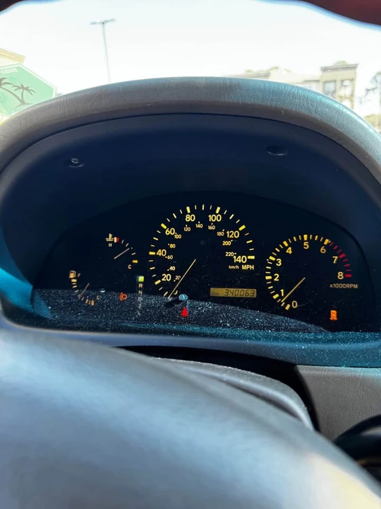 2001 Lexus RX 1st Gen - Image 9 of 10