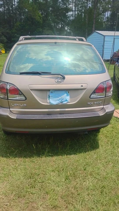 2001 Lexus RX 1st Gen - Image 2 of 5