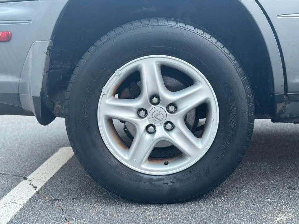 2001 Lexus RX 1st Gen - Image 6 of 11