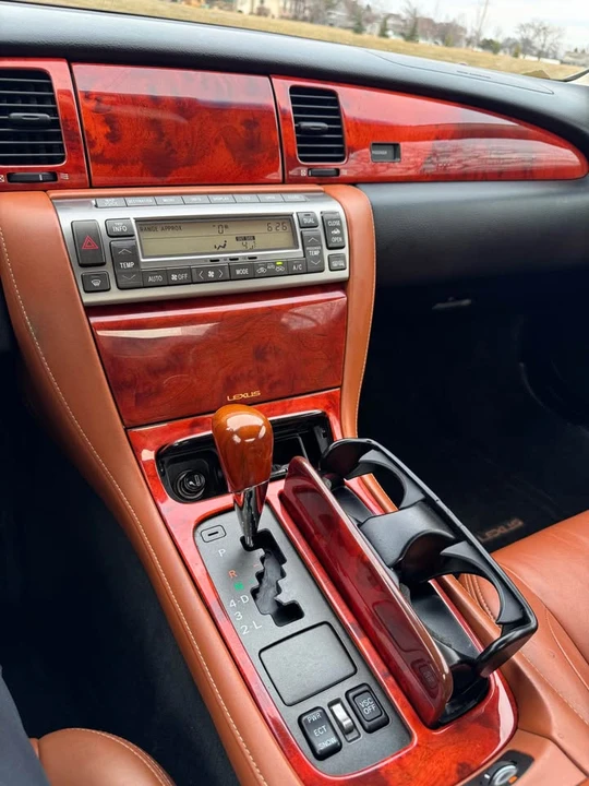2001 Lexus SC430 - Image 10 of 19