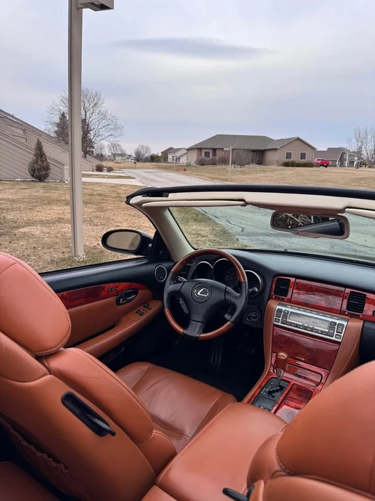 2001 Lexus SC430 - Image 13 of 19