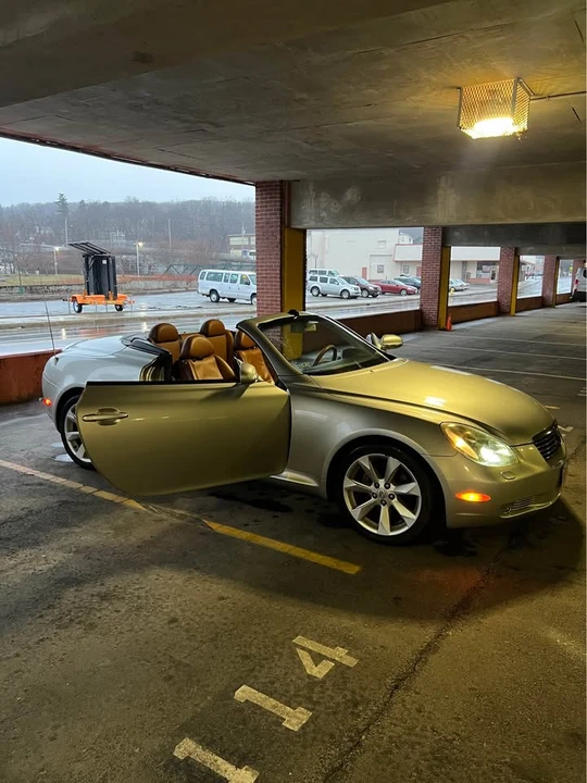 2001 Lexus SC430 - Image 12 of 18