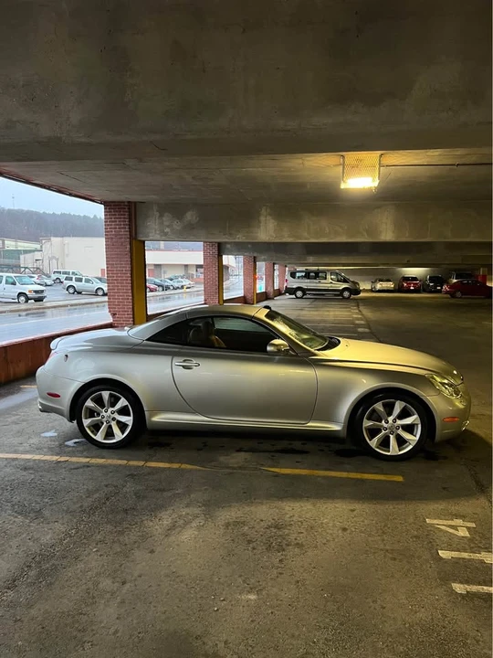 2001 Lexus SC430 - Image 6 of 18
