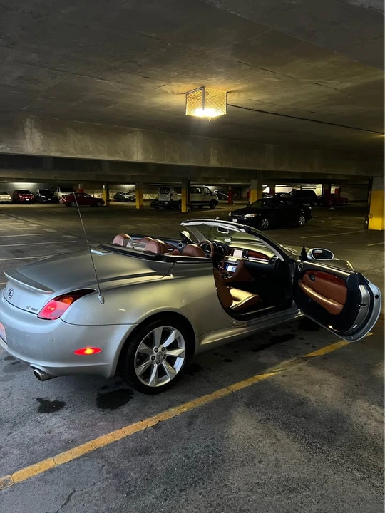 2001 Lexus SC430 - Image 11 of 18